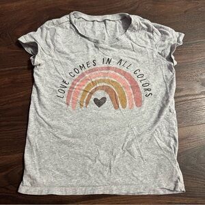 Carter's Gray Tee with Rainbow Design girls size 8 “Love comes in all colors”